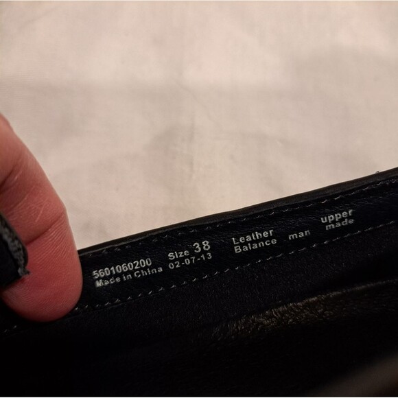 Dansko black leather slip-on loafers black lace design womens size EUR 38 US 7.5 - Picture 8 of 9